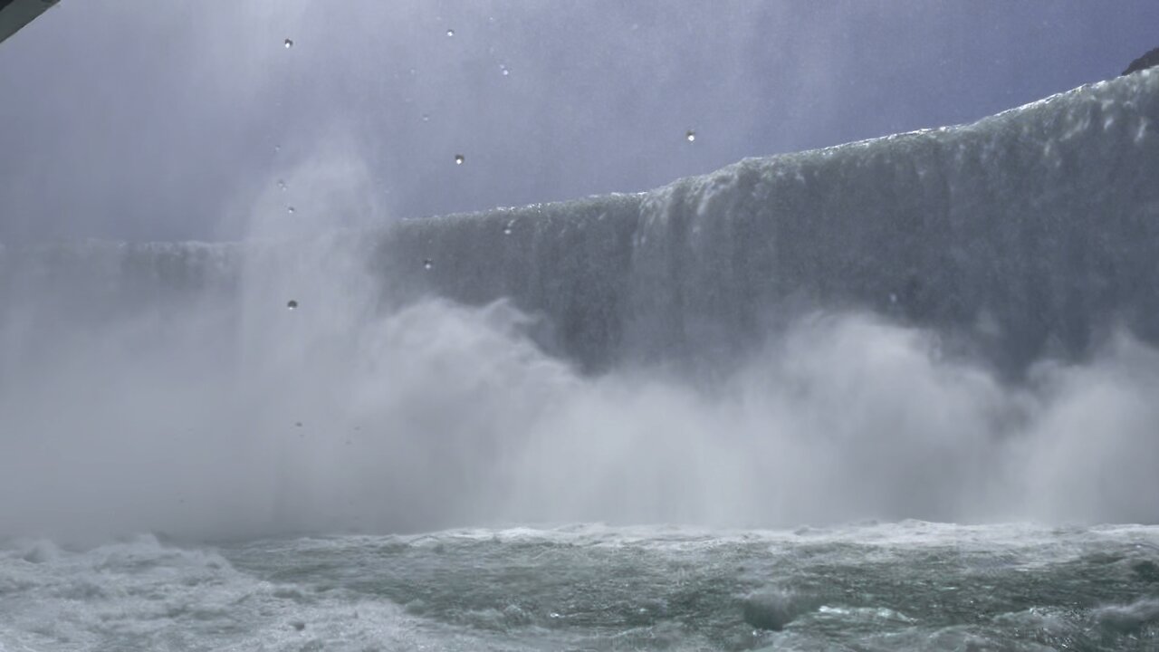 Maid of the Mist Niagara Falls Viral Video