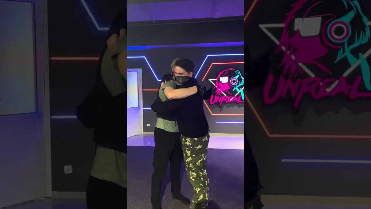 tiktok:unreal.md 🎮👾🕹️ #vr #vrclub #virtualreality #unrealvr #moldova #chisinau #vrarena 🖤 @unrealmd