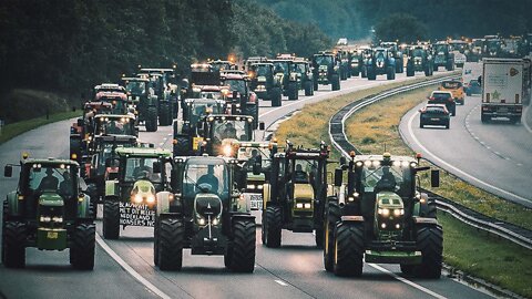 Dutch Farmers Erupt In Protest After Carbon Neutral Policies Crush Their Farms