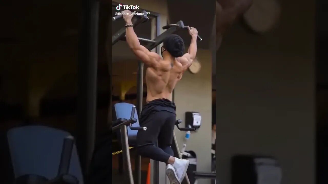 Back workout. Credit: Nyle Nayga. #fitnessworkout #gymworkout #gymmotivation #fitnessmotiv