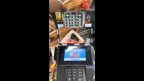 Finding a Scamming Card Shimmer in 7-11 Store