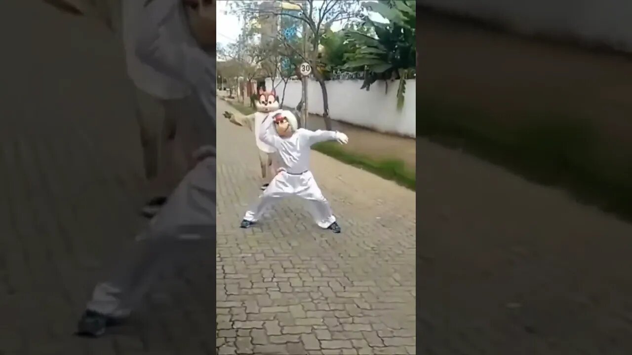 DANÇANDO FOFÃO, O MÁSKARA, BEN10, PALHAÇO E PATATI NA CARRETA DA ALEGRIA, LIKE