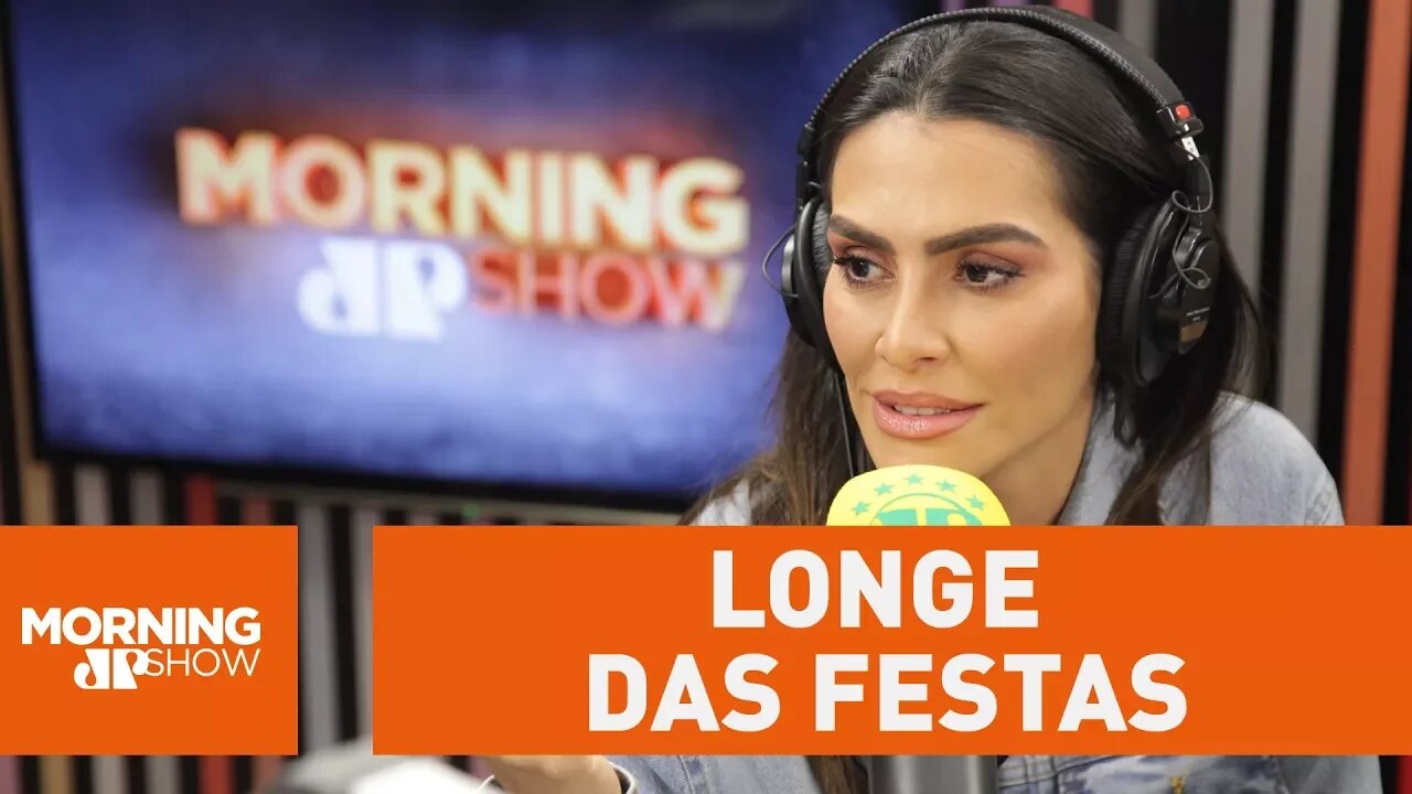 Rebatendo preconceito, Cleo diz estar "tranquila" e longe de festas
