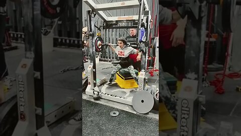 Squatting With Sab #shorts