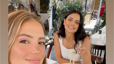 Sarah Kohan se convirtió en el ‘date’ de Aislinn Derbez