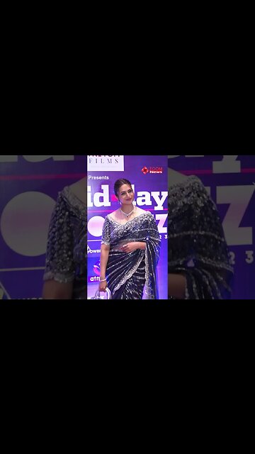 Divyanka Tripathi At Mid Day Showbiz Icon Awards 2023 💕 #shorts