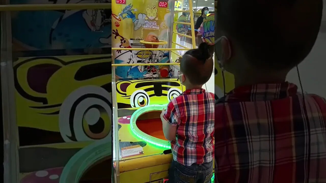 Basketball #viralvideo #viralreels #shortvideo #basketball #amusement #token #tomsworld