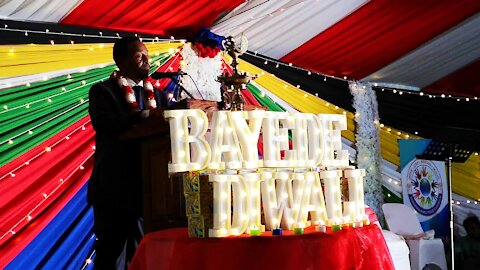 SOUTH AFRICA - Durban - King Goodwill Zwelithini hosts Diwali celebrations (Video) (zim)