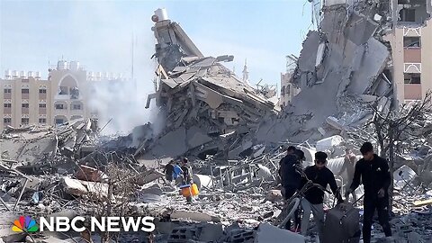 Khan Younis neighborhood devastated by Israeli bombardment