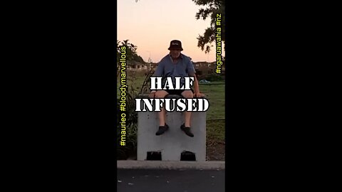 maurieo #shorts HALF INFUSED