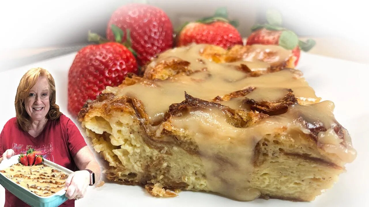 SIMPLE OLD FASHION BREAD PUDDING RECIPE with Delicious Vanilla Drizzle