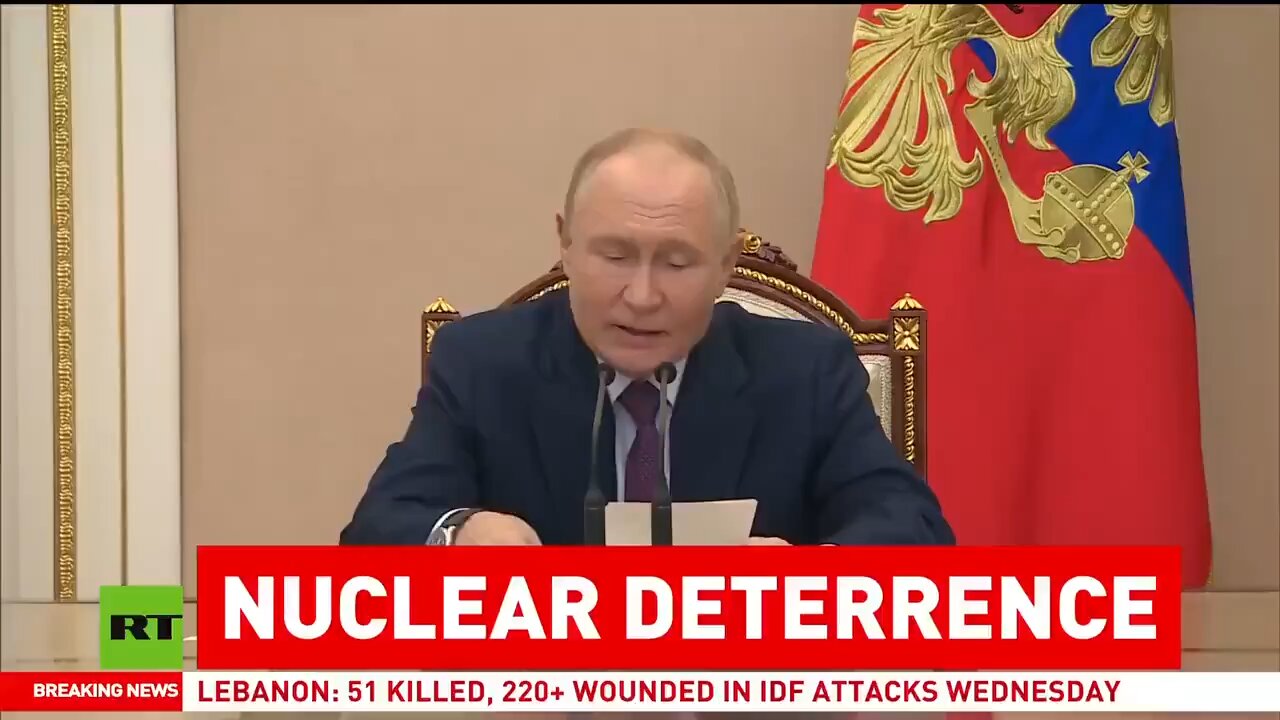 Vladimir Putin announced to use NUCLEAR weapons if a mass missile or UAV is launched toward Russia