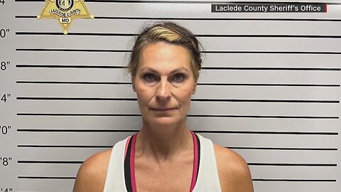 Woman Caught Trying to Poison her Husband's Soda with Weed Killer!