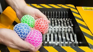 Shredder Machine VS SLIME ANTISTRESS BALL | Triturando Brinquedos