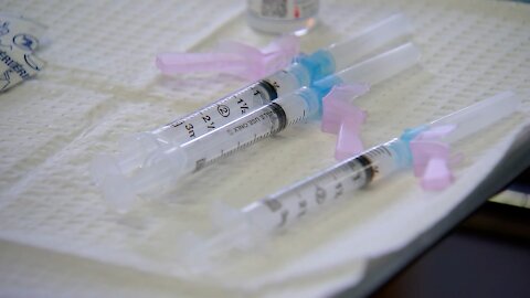 Hospitals and businesses urge people to get the COVID-19 vaccine
