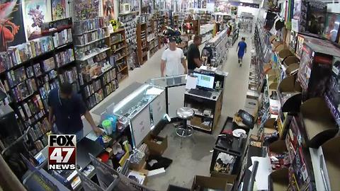 Police search for teen who stole Girl Scouts donation jar