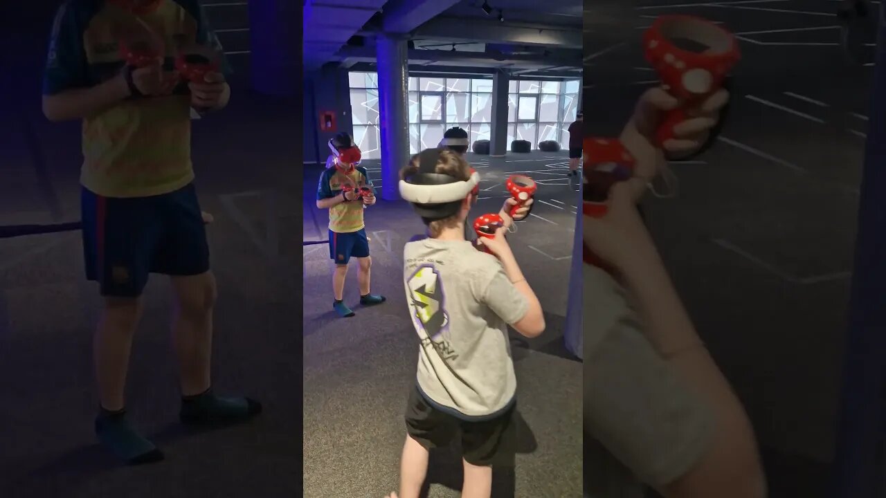 tiktok:unreal.md 🎮👾🕹️ #vr #vrclub #virtualreality #unrealvr #moldova #chisinau #vrarena 🖤 @unrealmd