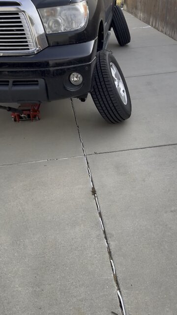 Balancing truck tires 2