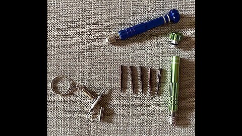 VSINSOUL Glasses Screwdriver, Eyeglass Repair Kit with 10 Magnetic Screwdriver Tips, Multifunct...