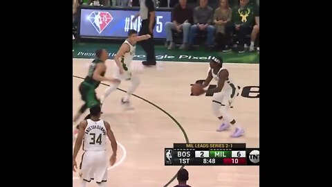 Jrue Holiday putting Celtics through the spin cycle. 😵‍💫