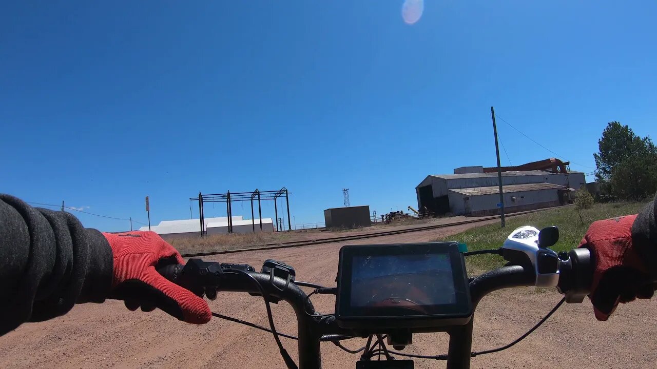 Ramble through the Train Yards ( Ariel Rider Grizzly )