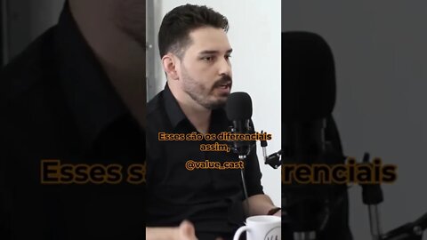 A GRANDE DIFERENÇA ENTRE VENDER UM PRODUTO E UM SERVIÇO? #shorts