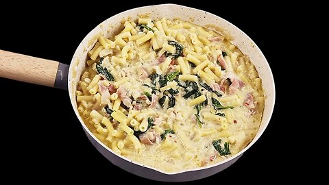 How to make a delicious creamy pasta with bacon and spinach