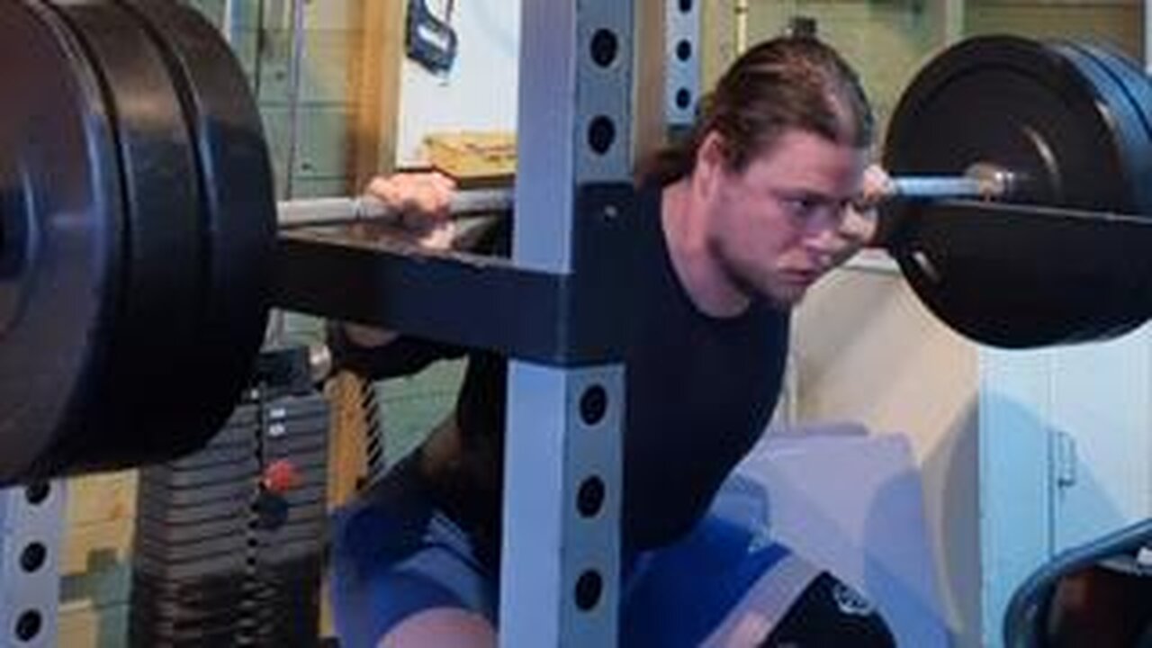 3x3 110 Kgs Anderson Squats.