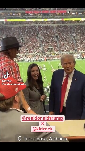 TRUMP❤️🇺🇸🥇🪽ATTENDS ALABAMA VS GEORGIA🤍🇺🇸🏅🪽🏈FOTBALL GAME💙🇺🇸🏅🪽🏈⭐️