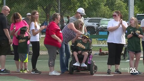 Miracle League celebrates grandparents week