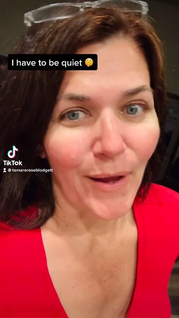 I do t miss the fuss and prefer my natural color ☺️