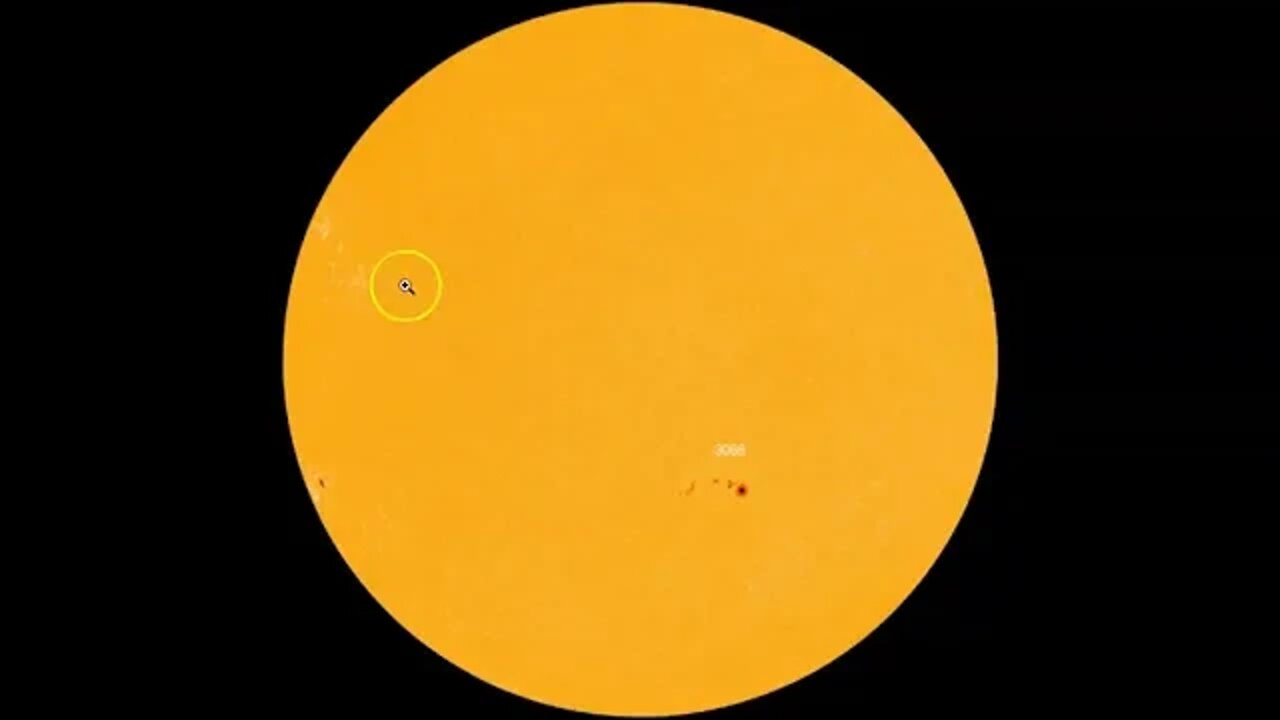 Large Earth Facing Solar Flare Just Erupted Causing Solar Tsunami And CME Inbound!