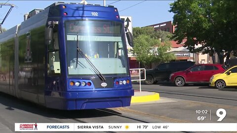 People using alternative transportation options because of high gas prices