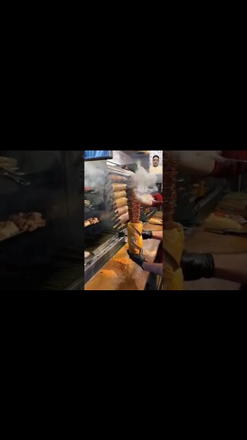 Turkish Street Food Typical Doner Kebab #UpFoodReview #ytshorts #Food #Streetfood #viral #viral2022