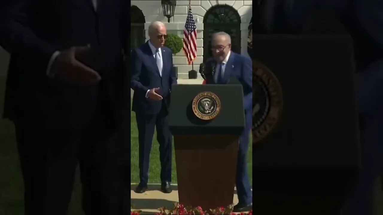 Joe Biden forgets that he already shook Chuck Schumer's hand five seconds earlier #shorts