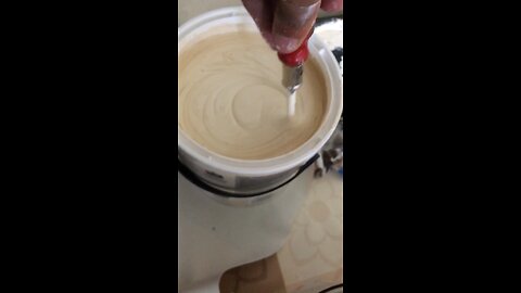 Slow motion mixing paint