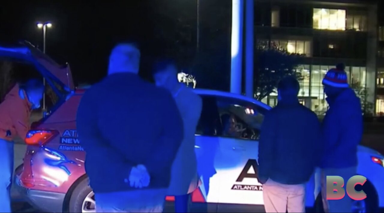 Homeless man allegedly held Atlanta news crew hostage