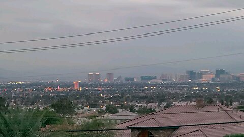 Did you see tonight's soupy Las Vegas sunset? Check this out! 11.25.2024 #lasvegas #follow #weather