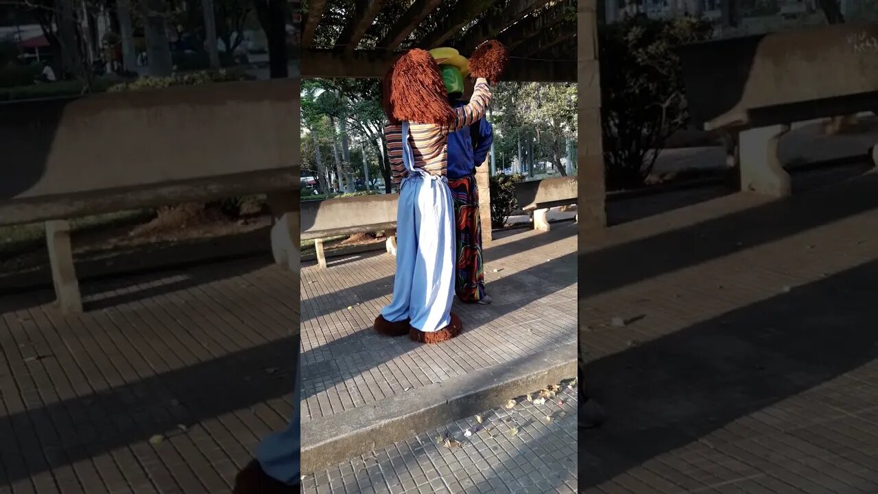 OS MELHORES PASSINHOS, DO FOFÃO, PATATI, PATATÁ E O MÁSKARA DANÇANDO NA CARRETA DA ALEGRIA TREM BALA
