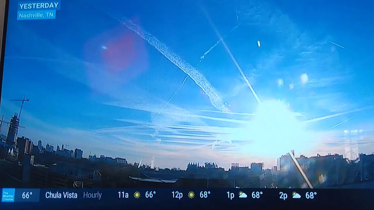 Chris Warren's "Contrail" tales of Geoengineering denial. March 9, 2020 the weather channel