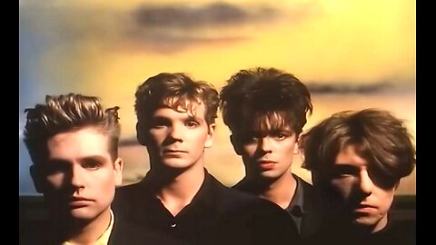 Echo & the Bunnymen - Bring on the Dancing Horses