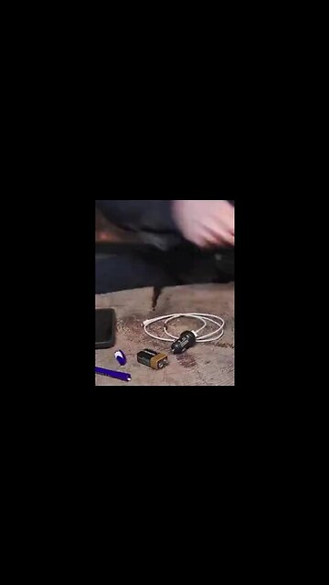 How to charge your mobile phone when there is no power.