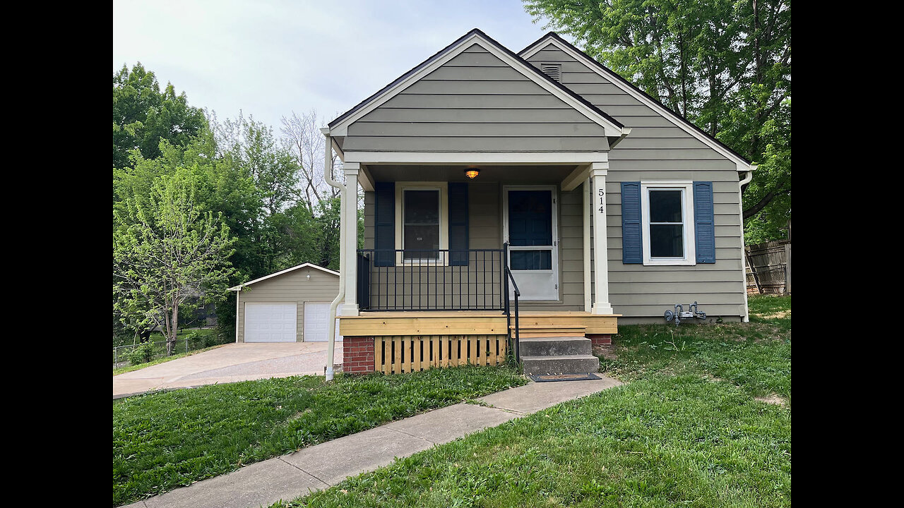 Charming 2-Bedroom Home with Exceptional Outdoor Features in North Kansas City | Property Tour