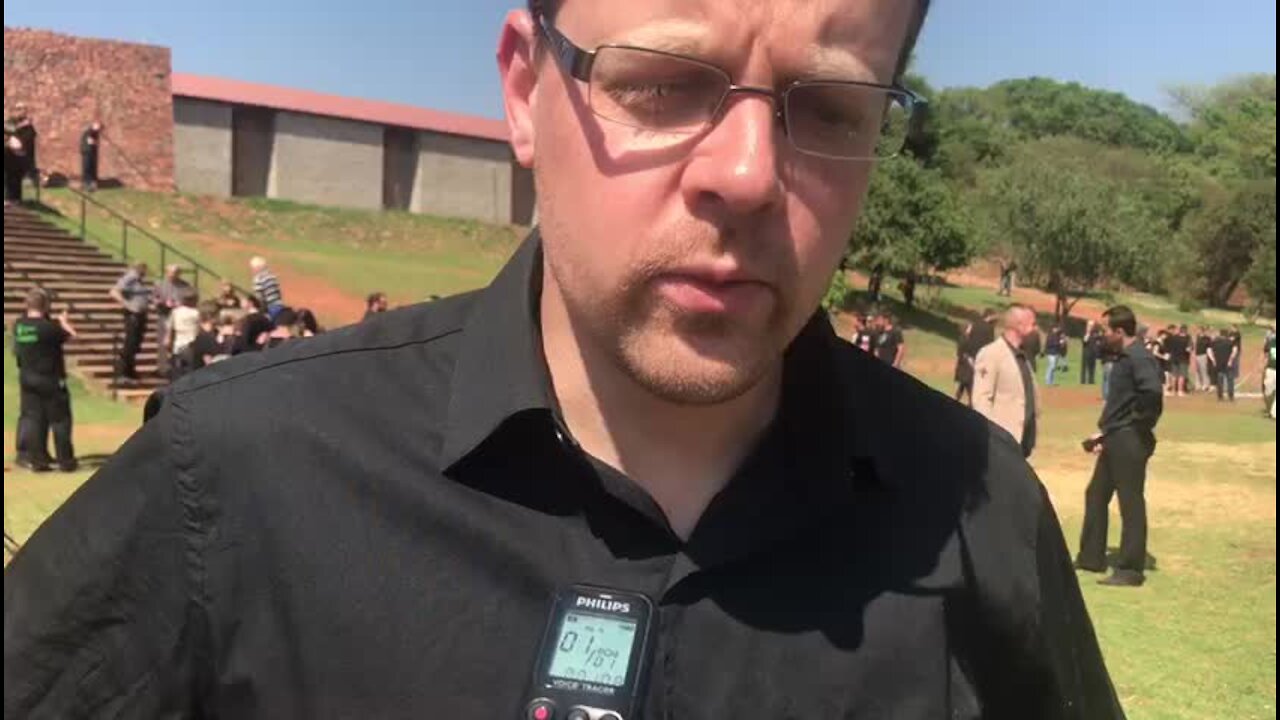 Farm murders: Protesters claim SA police minister part of the problem (fnR)