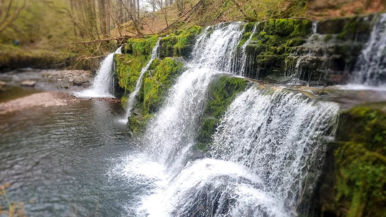 6 Mile Walk around the waterfall #wales