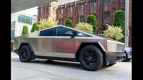 10 LESSER-KNOWN FACTS ABOUT TESLA 🚗