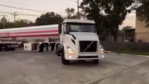 THEY ARE LYING TO YOU ABOUT WHAT’S INSIDE THIS TRUCK ⚠️