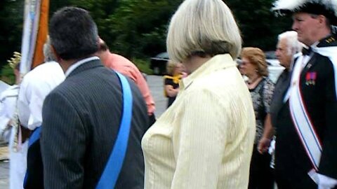 Madonna Della Cava 2011 brief look of the 1st procession.AVI