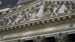 Wall Street Drops Back To Lowest Since 2020 As Fear Returns