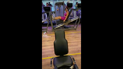 Nice day. Pure legs & unkles & cuadriceps. #luis1_3711 #abs #chest #core #back #arm #triceps #biceps